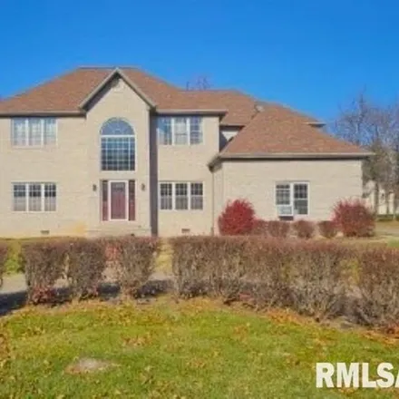 Buy this 5 bed house on 609 Seville Drive in Mount Vernon, IL 62864