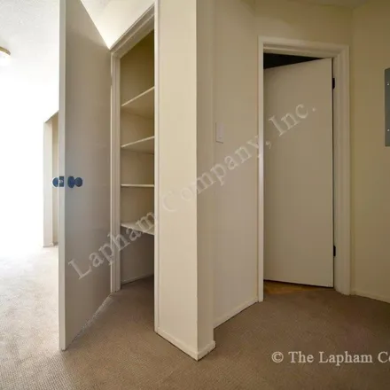 Rent this 1 bed apartment on Dor Chez Apartments in 245 17th Street, Oakland