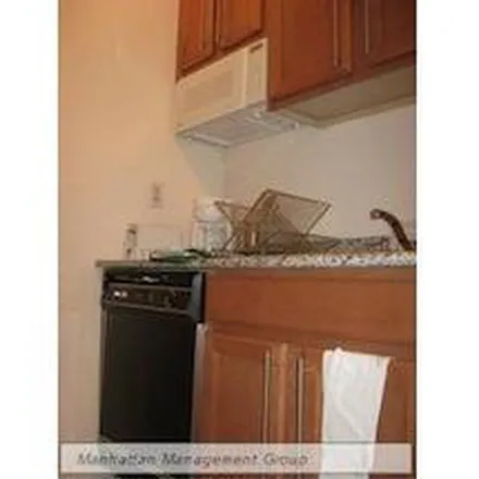 Image 4 - 366 West 52nd Street, New York, NY 10019, USA - Apartment for rent