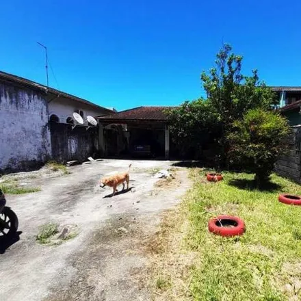 Buy this 1 bed house on Rua Nelson dos Santos Alcatrão Júnior in Princesa, Praia Grande - SP