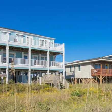 Image 3 - 331 McCray Street, Holden Beach, Brunswick County, NC 28462, USA - House for sale