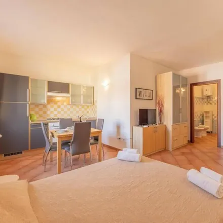 Rent this studio apartment on 07028 Lungòni/Santa Teresa Gallura