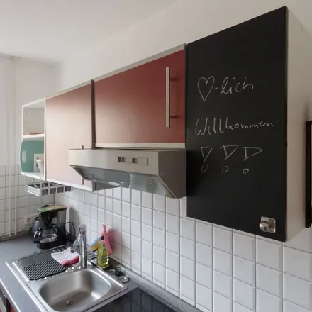 Rent this 1 bed apartment on Am Mittelfelde 85A in 30519 Hanover, Germany