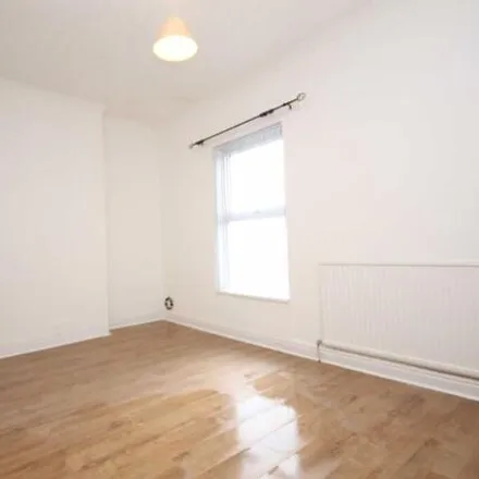 Image 5 - 19 Henderson Street, Manchester, M19 2GQ, United Kingdom - Townhouse for rent