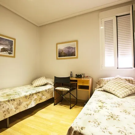 Image 6 - Calle de Vallehermoso, 59, 28015 Madrid, Spain - Apartment for rent