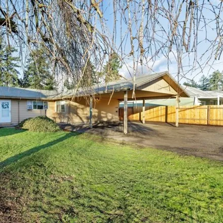 Buy this 4 bed house on 5505 Southeast Flavel Street in Portland, OR 97206
