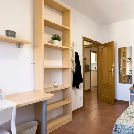 Image 4 - Carrer d'Albareda, 08903 l'Hospitalet de Llobregat, Spain - Room for rent