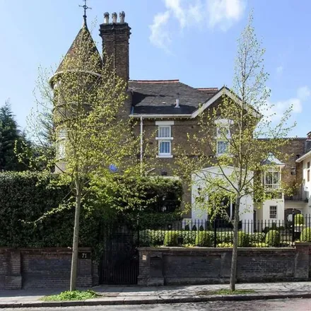 Rent this 3 bed apartment on 71 Frognal in London, NW3 6XD