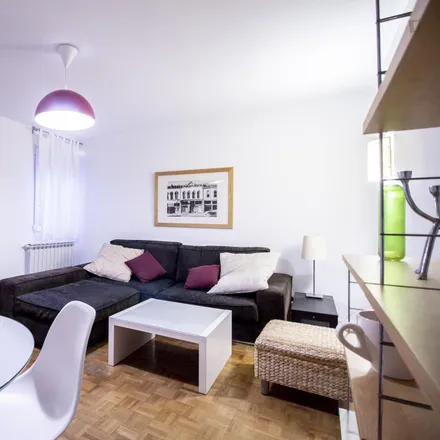 Image 3 - Madrid, A La Belga, Calle de las Infantas, 28004 Madrid - Apartment for rent