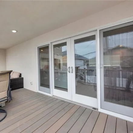 Image 9 - 71 Michigan St, Long Beach, New York, 11561 - House for sale