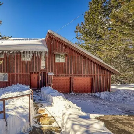 Image 1 - 12363 Stockholm Way, Truckee, CA 96161, USA - House for sale