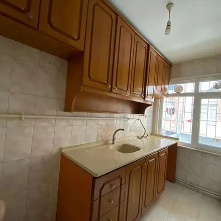 Rent this 2 bed apartment on unnamed road in 34200 Bağcılar, Turkey