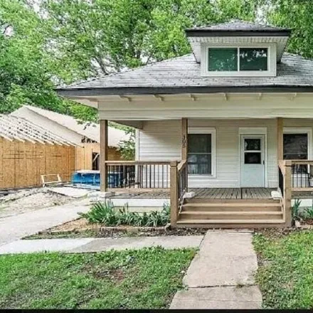 Rent this 4 bed house on 319 South Green Street in Wichita, KS 67211