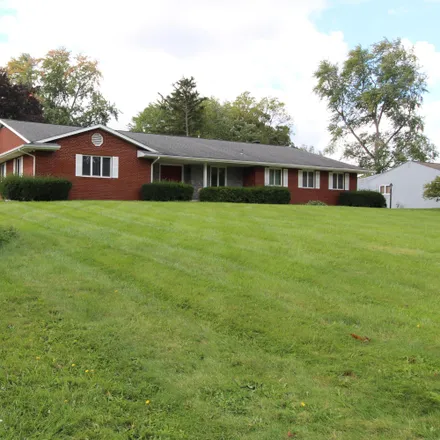 Image 2 - 2443 Mc Vey Boulevard West, Perry Township, OH 43235, USA - House for rent