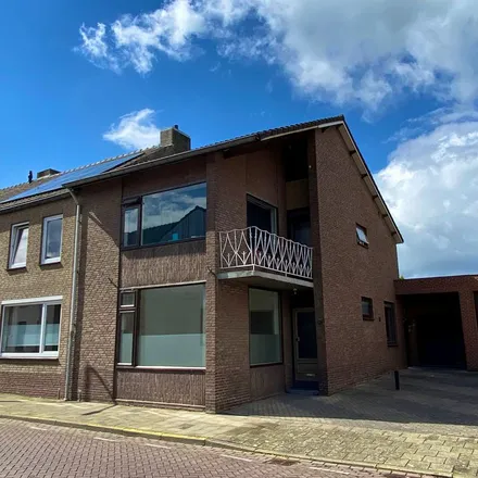 Rent this 1 bed apartment on Havenstraat 7E in 6211 GJ Maastricht, Netherlands