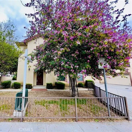 Rent this 2 bed condo on 924 South Highland Avenue in Fullerton, CA 92832