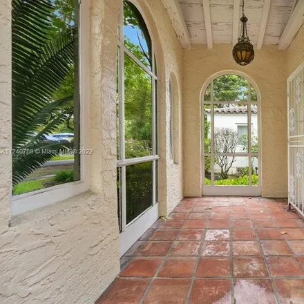 Image 3 - 805 Messina Avenue, Coral Gables, FL 33134, USA - House for sale