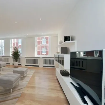 Buy this 3 bed apartment on 48 Upper Grosvenor Street in London, W1K 7EH