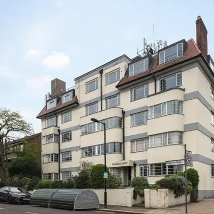 Rent this 2 bed apartment on 116 Forest Hill Road in London, SE22 0RS