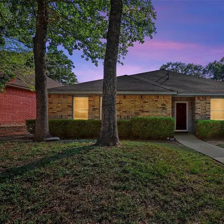 Buy this 3 bed house on 5510 Eagle Rock Road in Arlington, TX 76017