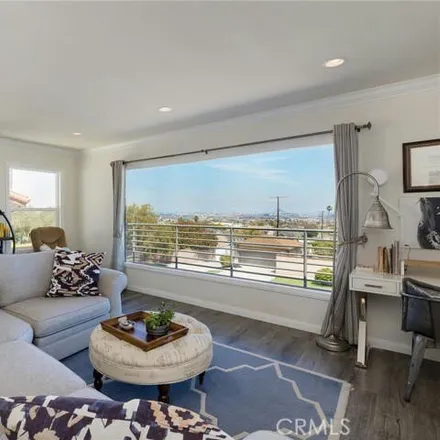 Image 5 - 1308 West 19th Street, Los Angeles, CA 90732, USA - House for sale