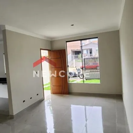 Buy this 3 bed house on Rua Umbelina Diz Mansano in Coliseu, Londrina - PR