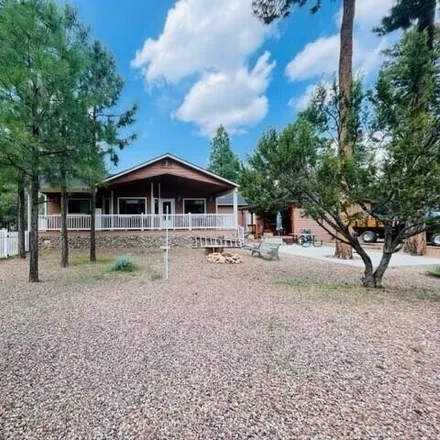 Buy this 3 bed house on 2873 Little Hawk Trail in Navajo County, AZ 85933