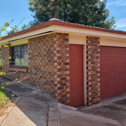 Rent this 3 bed apartment on Lorking Street in Parkes NSW 2870, Australia