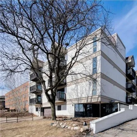 Buy this 1 bed condo on 232 West Franklin Avenue in Minneapolis, MN 55404