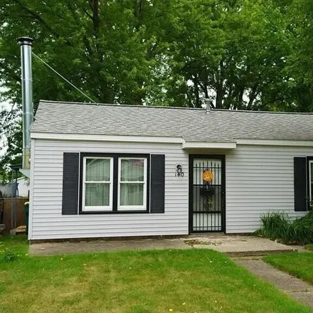 Buy this 3 bed house on 134 Taylor Avenue in Urbandale, Battle Creek