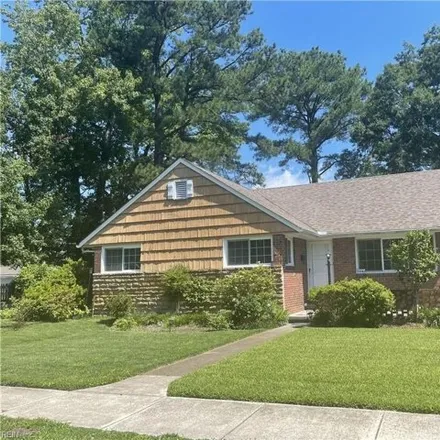 Rent this 3 bed house on 1064 Manchester Avenue in Larchmont, Norfolk