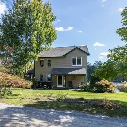 Image 3 - 17 Watatic Pond Road, Ashburnham, MA 01431, USA - House for sale