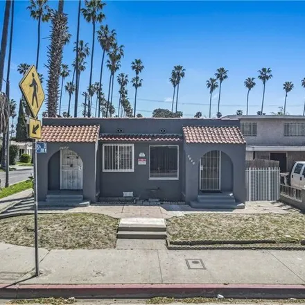 Image 1 - 2176 West 57th Street, Los Angeles, CA 90062, USA - House for sale