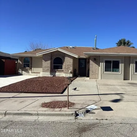 Buy this 3 bed house on 2121 Seagull Drive in El Paso, TX 79936