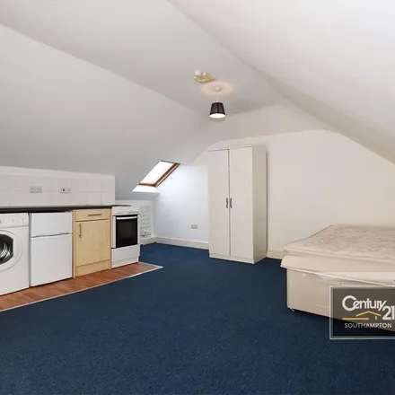 Rent this 1 bed apartment on 16 Grosvenor Road in Hampton Park, Southampton