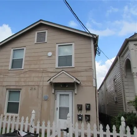 Buy this studio duplex on 216 Bermuda Street in Algiers, New Orleans