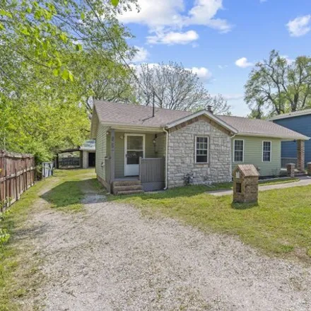 Image 3 - 1640 North Hillcrest Avenue, Springfield, MO 65802, USA - House for sale
