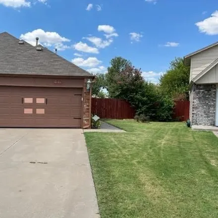 Buy this 3 bed house on 1713 Southwest 23rd Street in Moore, OK 73170
