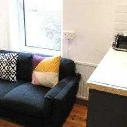 Image 7 - 26 Plym Street, Plymouth, PL4 8NS, United Kingdom - Apartment for rent