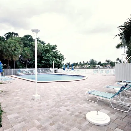 Image 3 - 1455 North Treasure Drive, North Bay Village, Miami-Dade County, FL 33141, USA - Apartment for rent