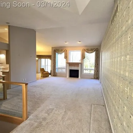 Image 3 - 2006 Crystalwood Trail, Flint Charter Township, MI 48433, USA - Townhouse for sale
