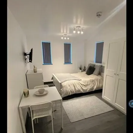 Rent this 1 bed house on Windsor Road in London, TW4 7QJ