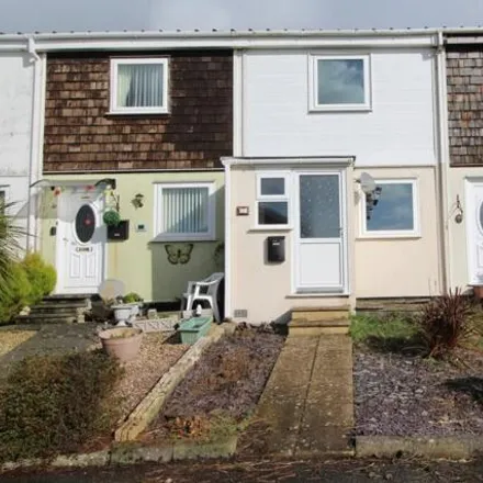 Rent this 2 bed townhouse on Trenarren View in Cornwall, PL25 3ER