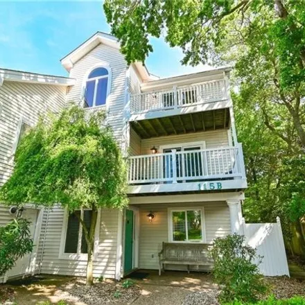 Image 4 - 115 51st Street, Cavalier Park, Virginia Beach, VA 23451, USA - Condo for sale