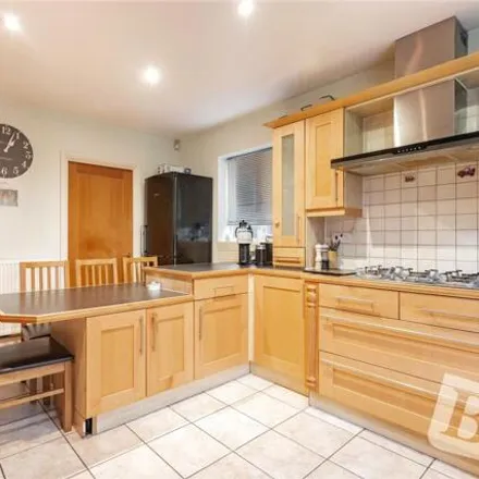 Image 7 - Hunters Chase, Chipping Ongar, CM5 9DQ, United Kingdom - House for sale