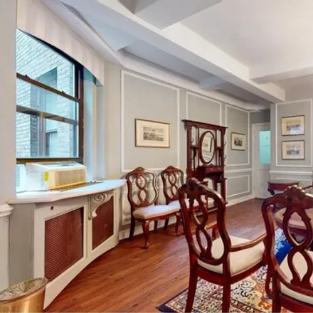 Image 3 - 115 East 61st Street, New York, NY 10065, USA - Apartment for sale