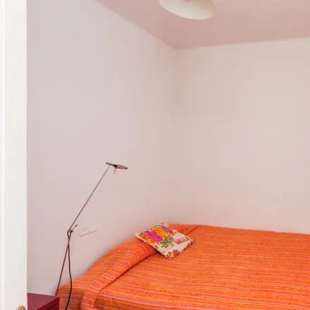Rent this 3 bed room on Carrer de la Diputació in 292, 08001 Barcelona