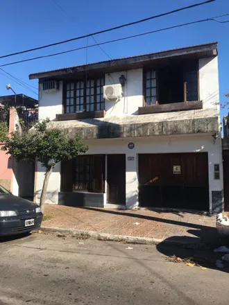 Buy this studio apartment on Sargento Cabral 809 in Partido de La Matanza, 1704 Ramos Mejía
