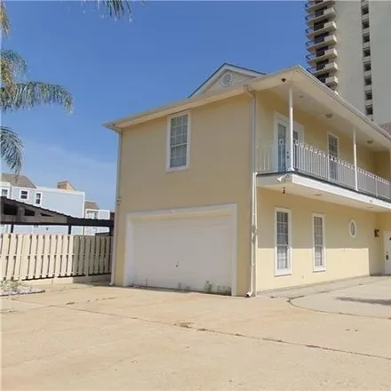 Buy this 3 bed house on 269 West Robert E Lee Boulevard in New Orleans, LA 70124
