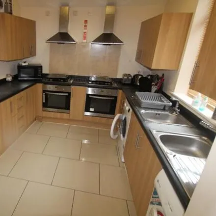 Rent this 7 bed townhouse on Parkfield Villas in 51 Stafford Street, Derby